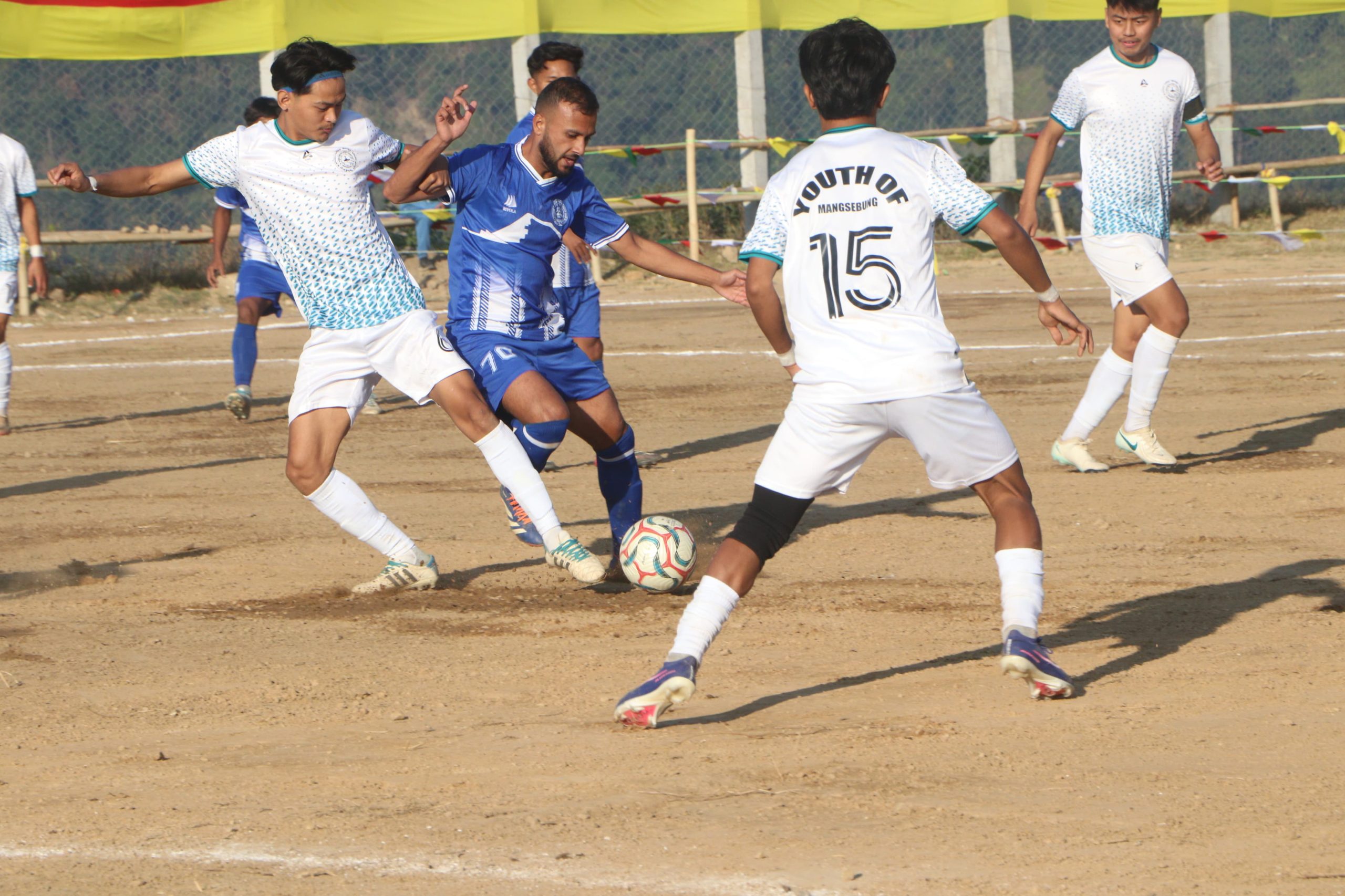 आत्मानन्द गोल्ड कप : आयोजकलाई हराउँदै दमक सेमिफाइनल प्रवेश;