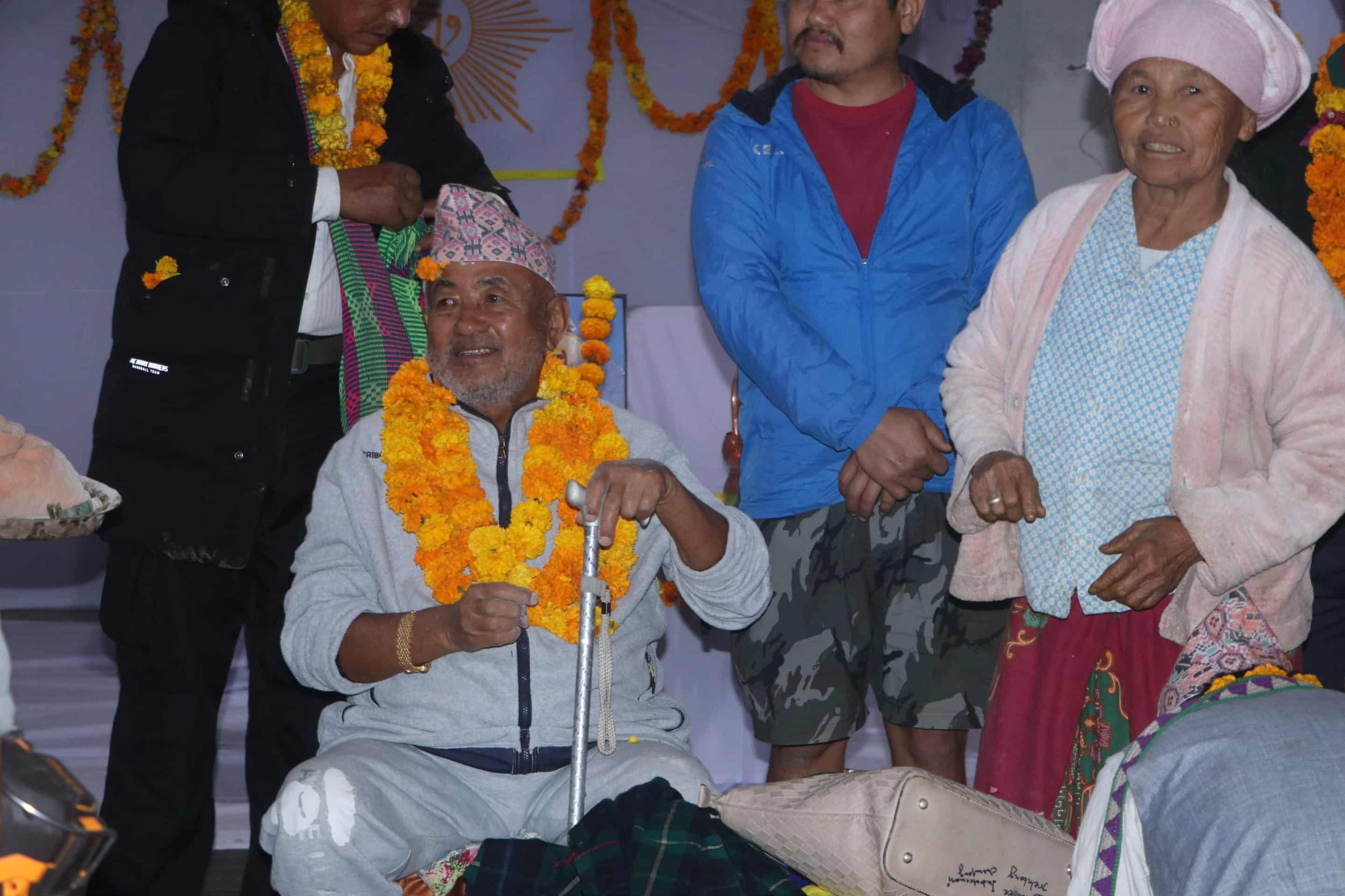 गुरु निजी आश्रममा आप्लुङगेन ताङ्सेप चोमेन सेवा सम्पन्न;