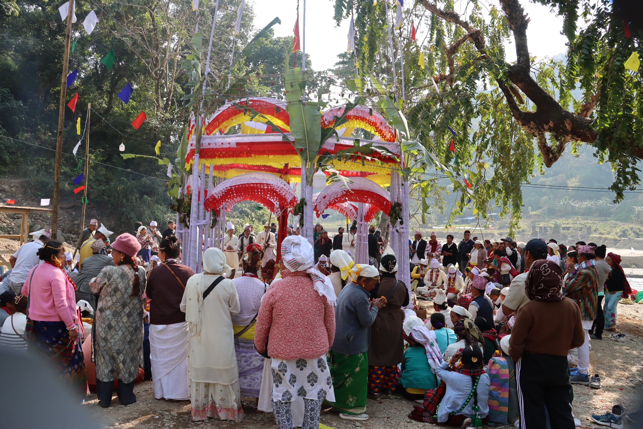 खत्रक्पामा सत्यहाङमा शान्ति मकर सेवा सम्पन्न;